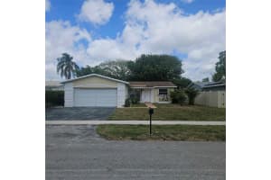 7717 Sw 9th St, North Lauderdale