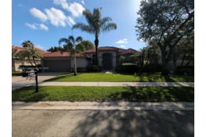 1081 Sw 156th Ave, Pembroke Pines