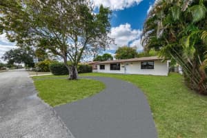 7817 NE Madeira St, Miramar, FL 33023 - MLS#A11792712