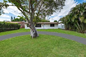 7817 NE Madeira St, Miramar, FL 33023 - MLS#A11792712