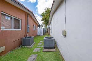 7817 NE Madeira St, Miramar, FL 33023 - MLS#A11792712
