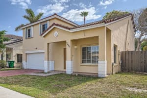 7451 SW 157th Ct, Miami, FL 33193, - MLS#A11792718