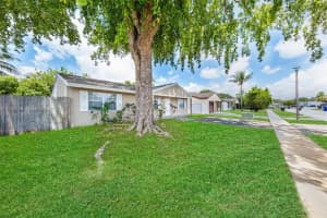 1251 Sw 73rd Ave North Lauderdale, FL 33068 - MLS#A11792728