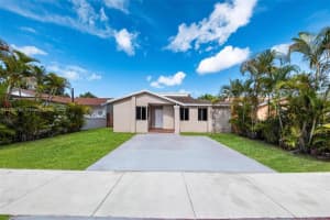 19231 Sw 121st Ave, Miami