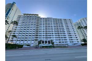 5005 Collins Ave APT 214, Miami Beach, FL 33140, - MLS#A11792758