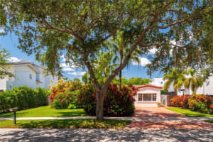 310 Woodcrest Rd, Key Biscayne