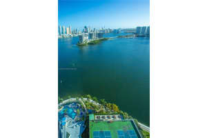 3370 Hidden Bay Dr 3109, Aventura