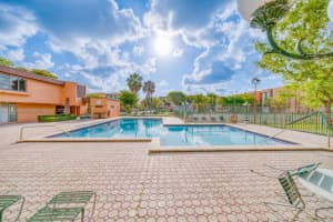 9440 W Flagler St 205, Miami