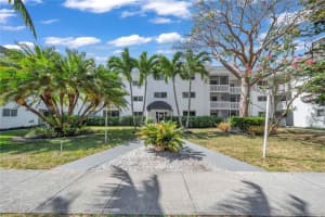 200 Galen Dr 308, Key Biscayne