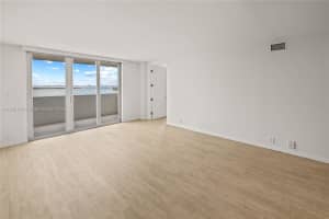 5 Island Ave APT 15A, Miami Beach, FL 33139, - MLS#A11793100