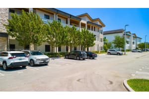 8175 Nw 104th Ave 25, Doral