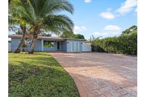 6820 SW 9th St, Pembroke Pines, FL 33023, - MLS#A11793232