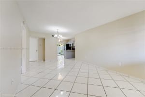7724 W 29th Ln Apt 101-38, Hialeah, FL 33018, - MLS#A11793248