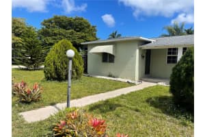1325 N 16th Ct 1 Hollywood, FL 33020 - MLS#A11793319