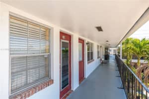 1050 Atlantic Shores Blvd APT 206, Hallandale Beach, FL 33009, - MLS#A11793329