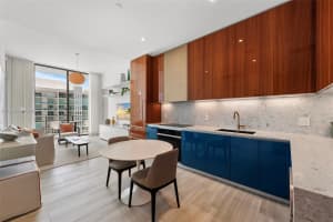 2655 S Bayshore Dr, Miami, FL 33133, Sold 08/01/25