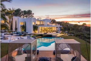 MLS# A11793338, Ibiza, Florida 