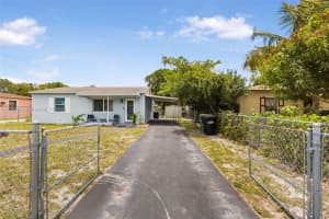 900 NW 130th St, North Miami, FL 33168, Sold 06/27/25