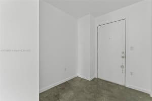 133 SE 2nd Ave, Miami, FL 33131, Sold 05/28/25
