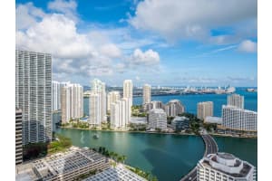 950 Brickell Bay Dr 4104, Miami