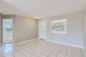 6437 Custer St, Hollywood, FL 33024 - MLS#A11793546