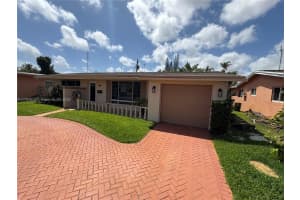 6612 Dahlia Dr Miramar, FL 33023 - MLS#A11793625