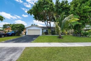 9330 Nw 39th St, Sunrise