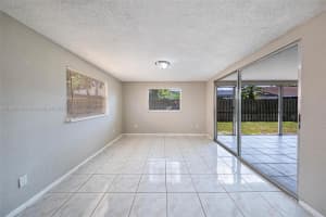 9330 Nw 39th St Sunrise, FL 33351 - MLS#A11793648