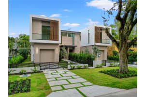 4951 University Dr, Coral Gables, FL 33146, Sold 08/06/25