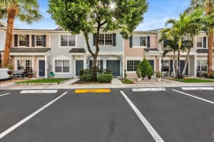 3236 Festival Dr, Margate, FL 33063, Sold 07/15/25