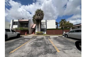 460 W Park Dr APT 103, Miami, FL 33172, - MLS#A11793704
