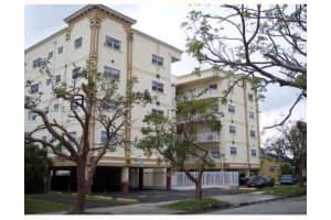2008 Jackson St D9, Hollywood