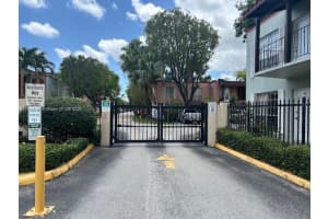 10810 N Kendall Dr, Miami, FL 33176, Sold 06/11/25