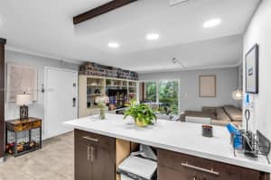 7215 Miami Lakes Dr, Miami Lakes, FL 33014, Sold 08/15/25