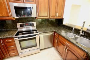 1583 Presidio Dr, Weston, FL 33327, Sold 08/04/25