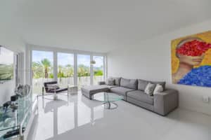 10275 Collins Ave 326, Bal Harbour