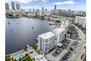 430 Golden Isles Dr APT 407, Hallandale Beach, FL 33009, - MLS#A11794043