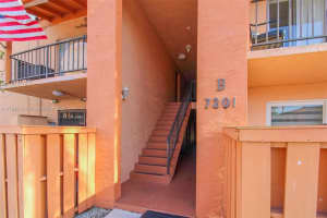 7201 Miami Lakes Dr, Miami Lakes, FL 33014, Sold 07/08/25