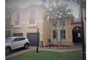 4854 Nw 110th Pl, Doral
