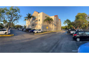 6195 NW 186th St, Hialeah, FL 33015, Sold 06/10/25
