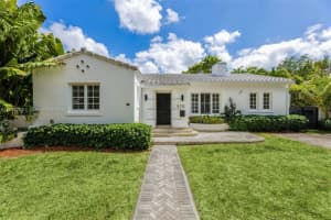 712 Ne 72nd St, Miami