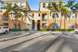 10012 NW 7th St UNIT 107, Miami, FL 33172, - MLS#A11794305