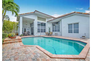 4123 W Lake Estates Dr, Davie, FL 33328 - MLS#A11794311