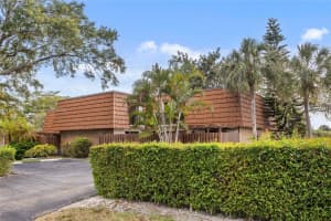 853 SW 118th Terrace, Davie, FL 33325, Sold 07/24/25
