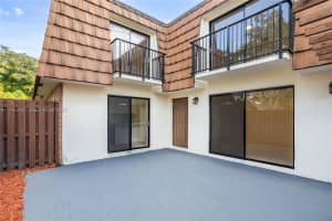 853 SW 118th Terrace, Davie, FL 33325, Sold 07/24/25