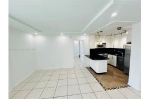 1050 Se 15th St 307, Fort Lauderdale
