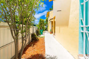 1613 NW 16th St, Miami, FL 33125, Sold 07/14/25