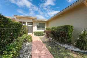 9591 Crescent View Dr N, Boynton Beach, FL 33437, - MLS#A11794451
