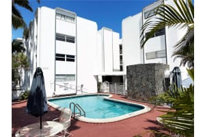 1075 93rd St APT 307, Bay Harbor Islands, FL 33154, - MLS#A11794484