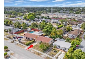 6209 Dawson St, Hollywood, FL 33023 - MLS#A11794485